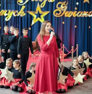 Dzień Edukacji Narodowej w Baśniowej Szkole – Aleja Szkolnych Gwiazd i wyróżnienia dla nauczycieli