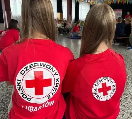 Lubartów: uczniowie i strażacy bili rekord w pierwszej pomocy