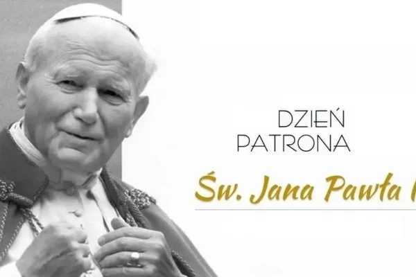 Dzień Patrona w lubartowskiej „Czwórce” – transmisja na żywo i finał konkursu plastycznego
