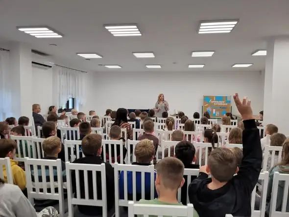 Serniki: uczniowie spotkali się z autorką książek dla dzieci Katarzyną Keller