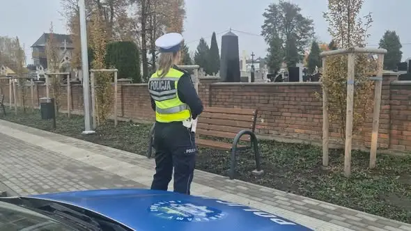 Wszystkich Świętych w gminie Lubartów: więcej patroli i apel o bezpieczeństwo